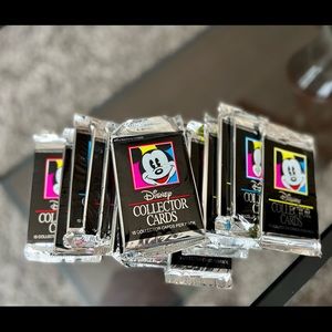1991 Impel “Walt Disney Collectors Cards” 17 Sealed Trading Card Packs